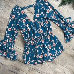 Jessica Simpson Blue floral romper | longe sleeves